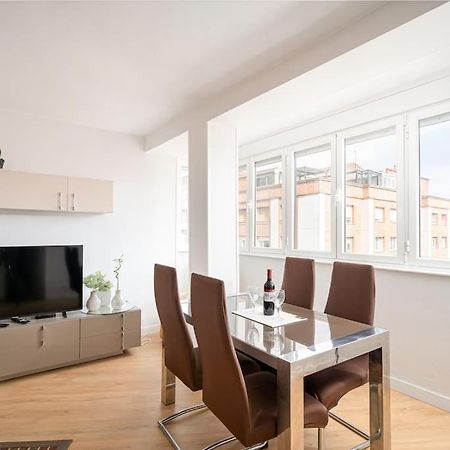 Myhousespain - Moderno Piso Frente Al Mar 기욘 외부 사진