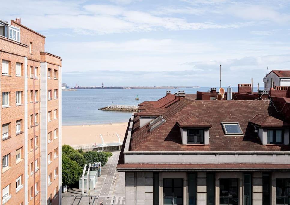 Myhousespain - Moderno Piso Frente Al Mar 기욘 외부 사진